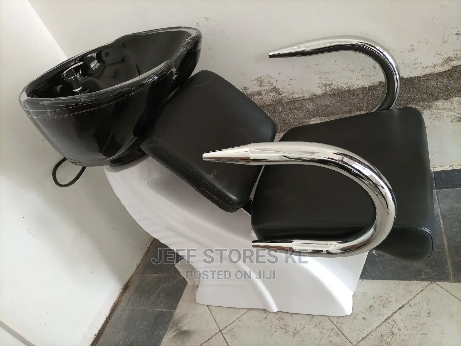 Chromed Shampoo Sink