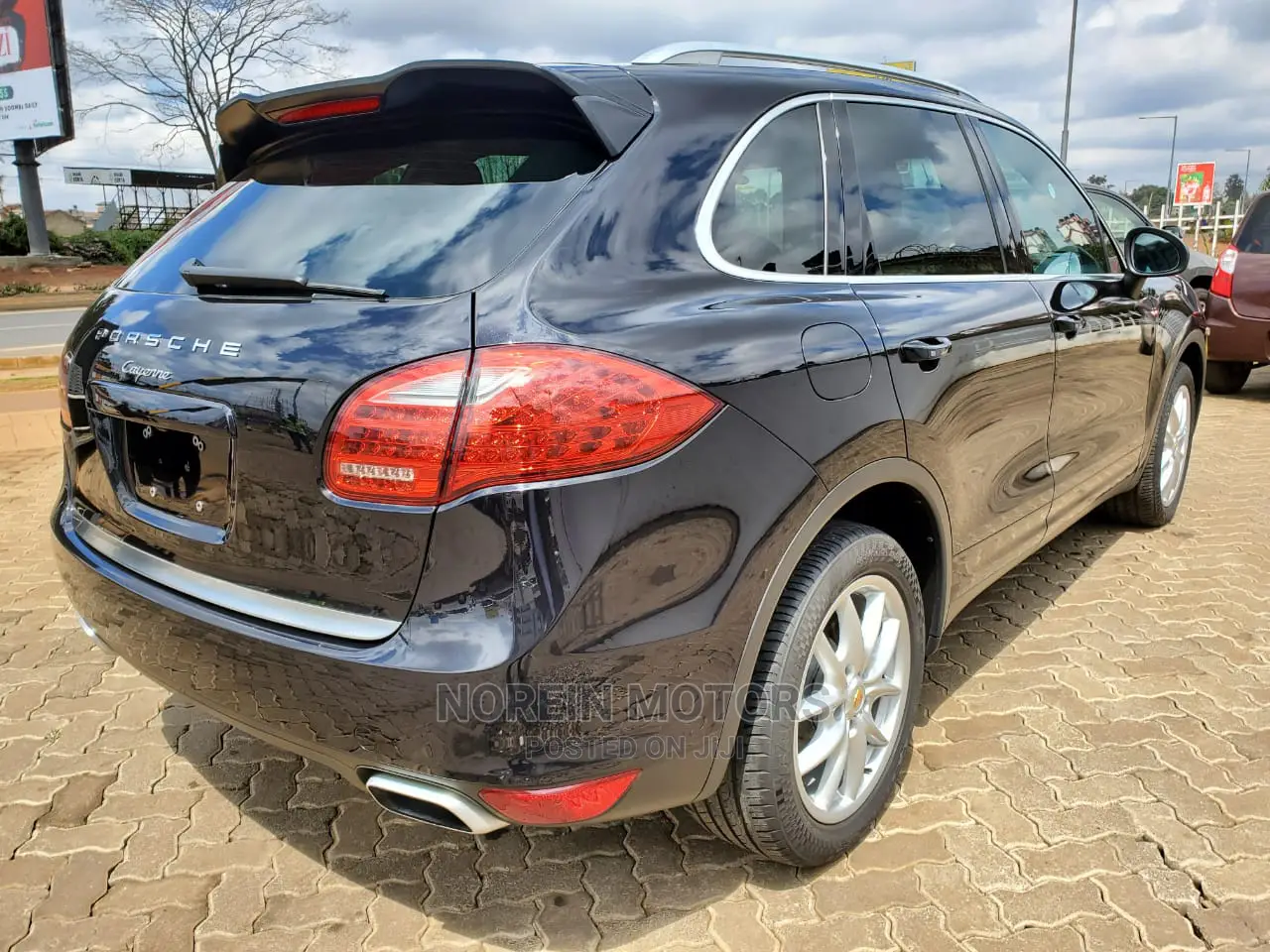 Porsche Cayenne 2015 Black