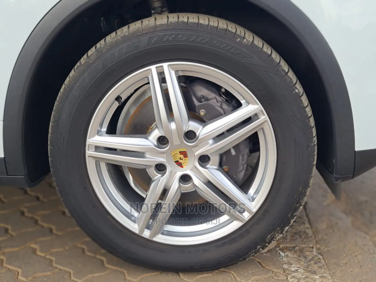 Porsche Cayenne 2015 White