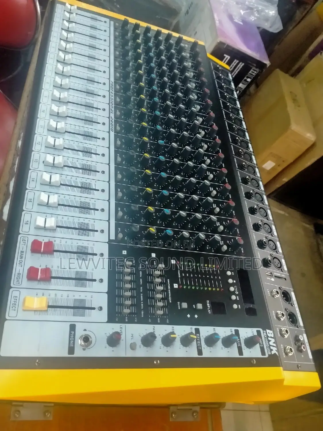 BNK Powered Mixer