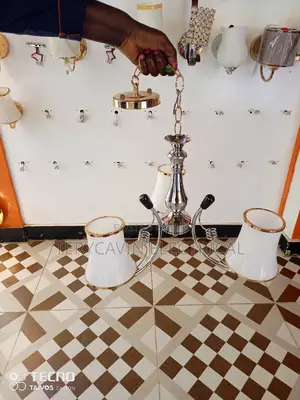 Chandarier With 3 Holders