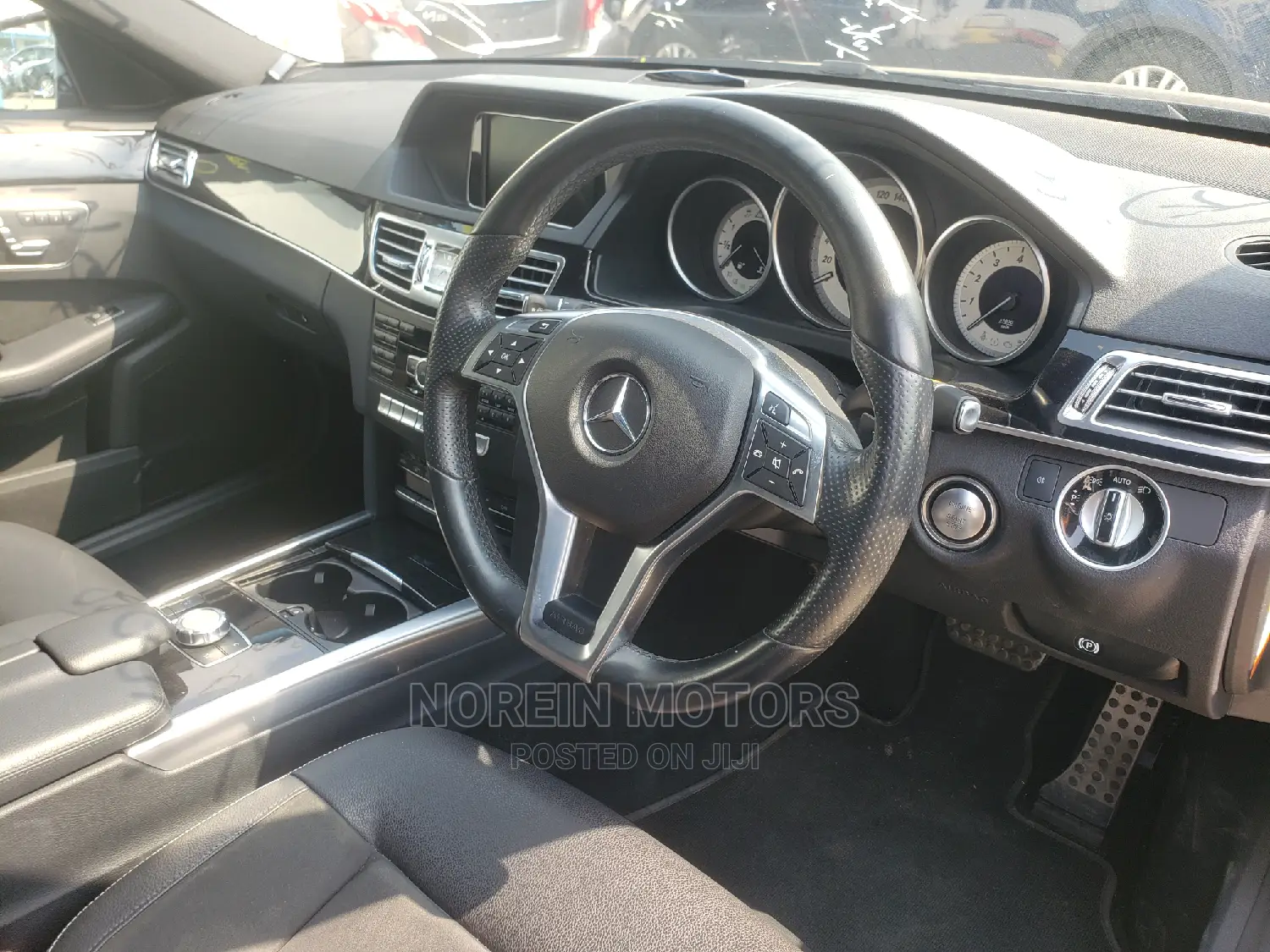 Mercedes-Benz E250 2015 Black