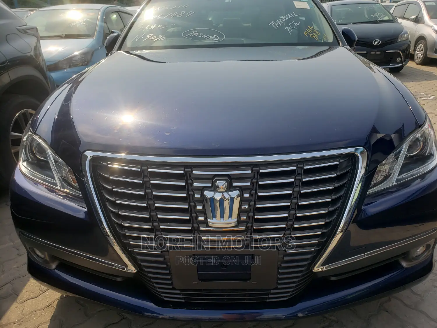 Toyota Crown 2014 Blue