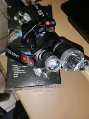 Headlamp Headlight 3x LED CREE XM-L T6 XPE Rotatable Torch 8