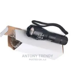 1600 Lumens Cree/Xm-T6 3 Modes Aluminum Zoomable T6 LED Fla