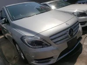 Mercedes-Benz B-Class 2015 Silver