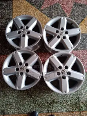 Nissan Extrail Original Silver Rims 16 Inch Set