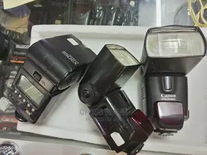 Canon 250D,4000D,2000D Speedlite/Flash