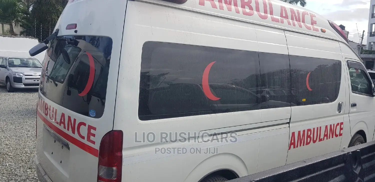 Toyota HiAce 2018 White
