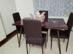 Dining Table Set.