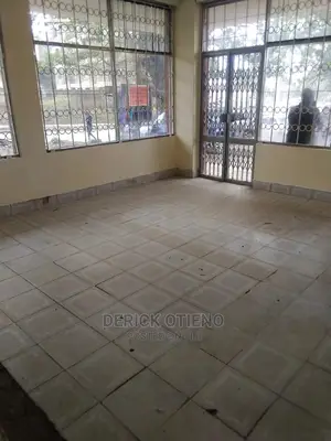 Shop to Let in Madaraka