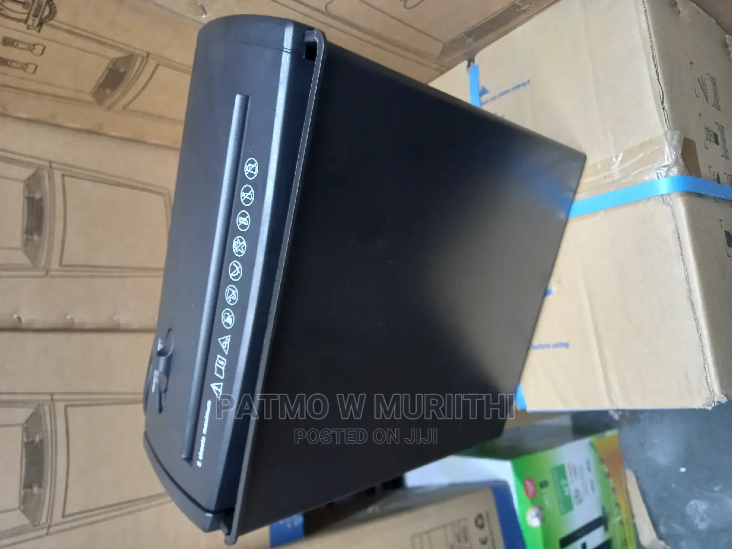 Strip Cut Paper Shredder 5 Sheets