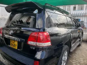 2009 Toyota Land Cruiser Black - Pre-Owned