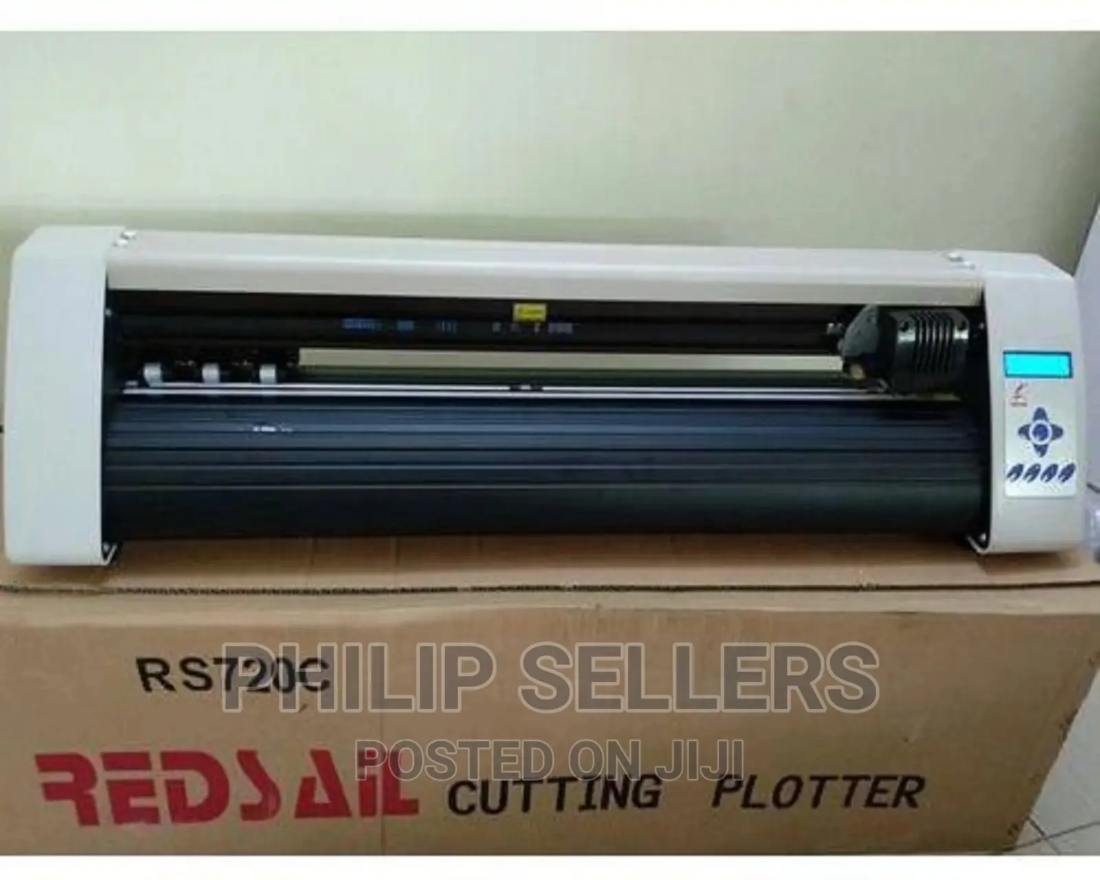 Digital Control Panel Allows Adjustment of Cutting Force And