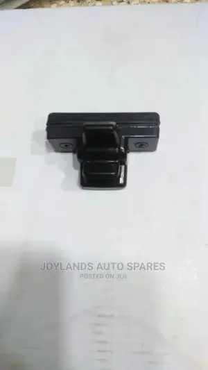 Nissan Window Lock