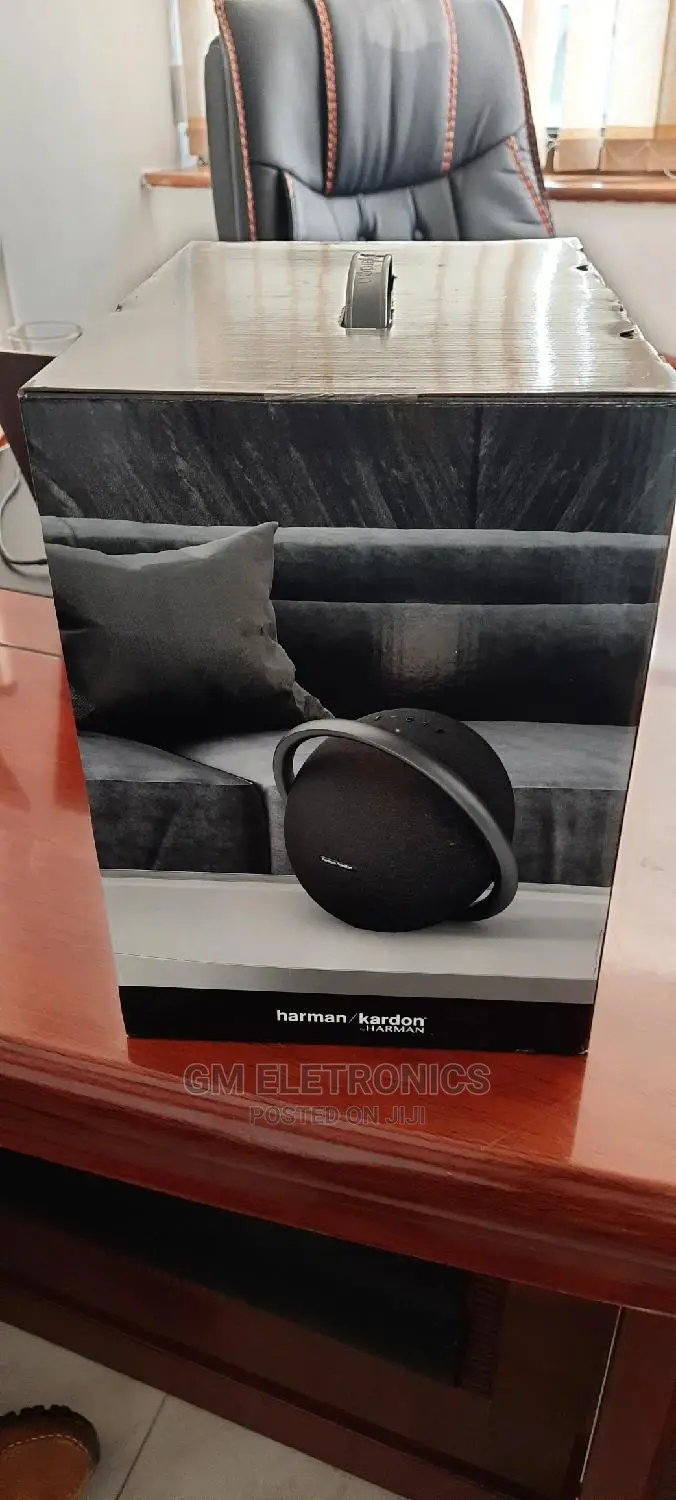 Harman Kardon Onyx Studio 7.