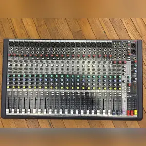 Soundcraft 20channel-Plain Mixer