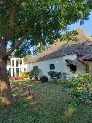 3bdrm Villa in Kikambala for Sale