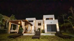 Luxurious Beach Villa Available for Holiday Rentals
