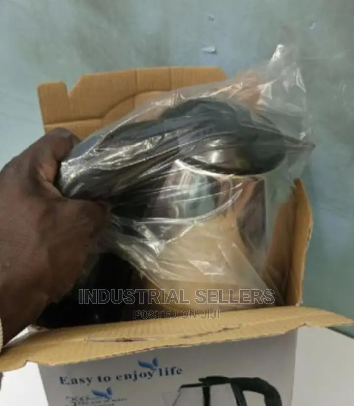 Easy Use Electric Kettle
