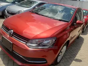 Volkswagen Polo 2014 Red