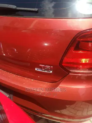 Volkswagen Polo 2014 Red