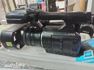 Panasonic Pv100 Full HD Livestream