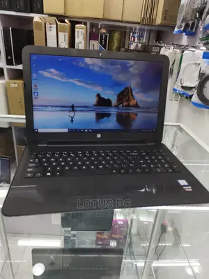 Laptop HP 250 G7 8GB Intel Core I7 HDD 1T