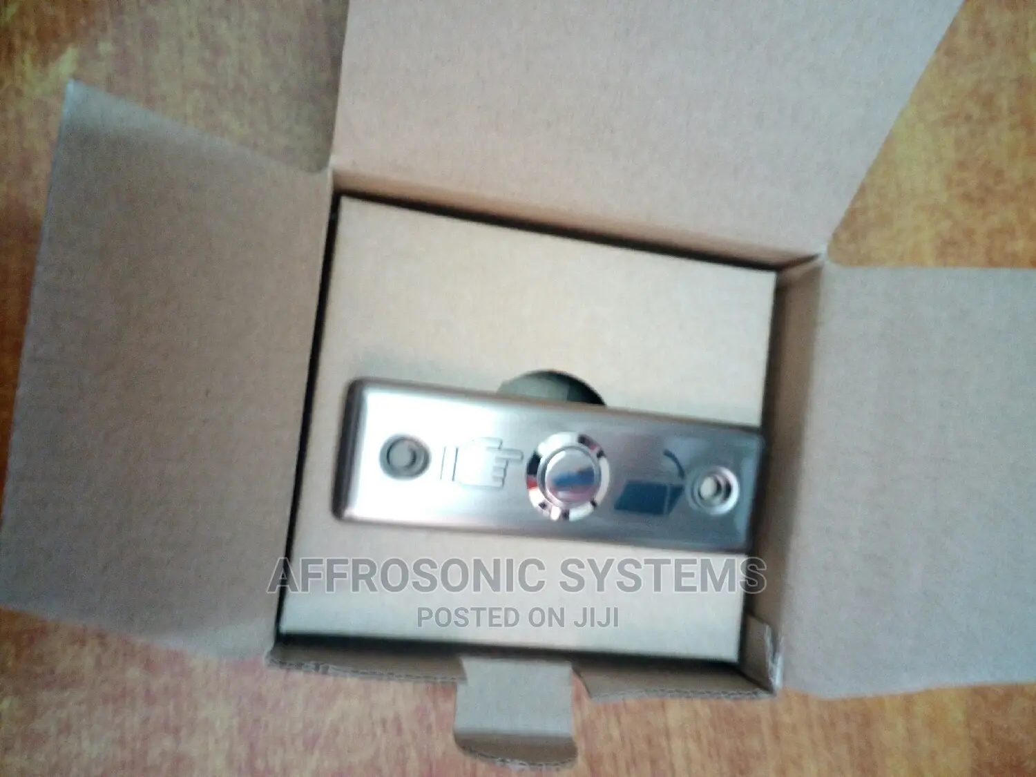 (REX) Exit Buttons Slim Switch Metalic