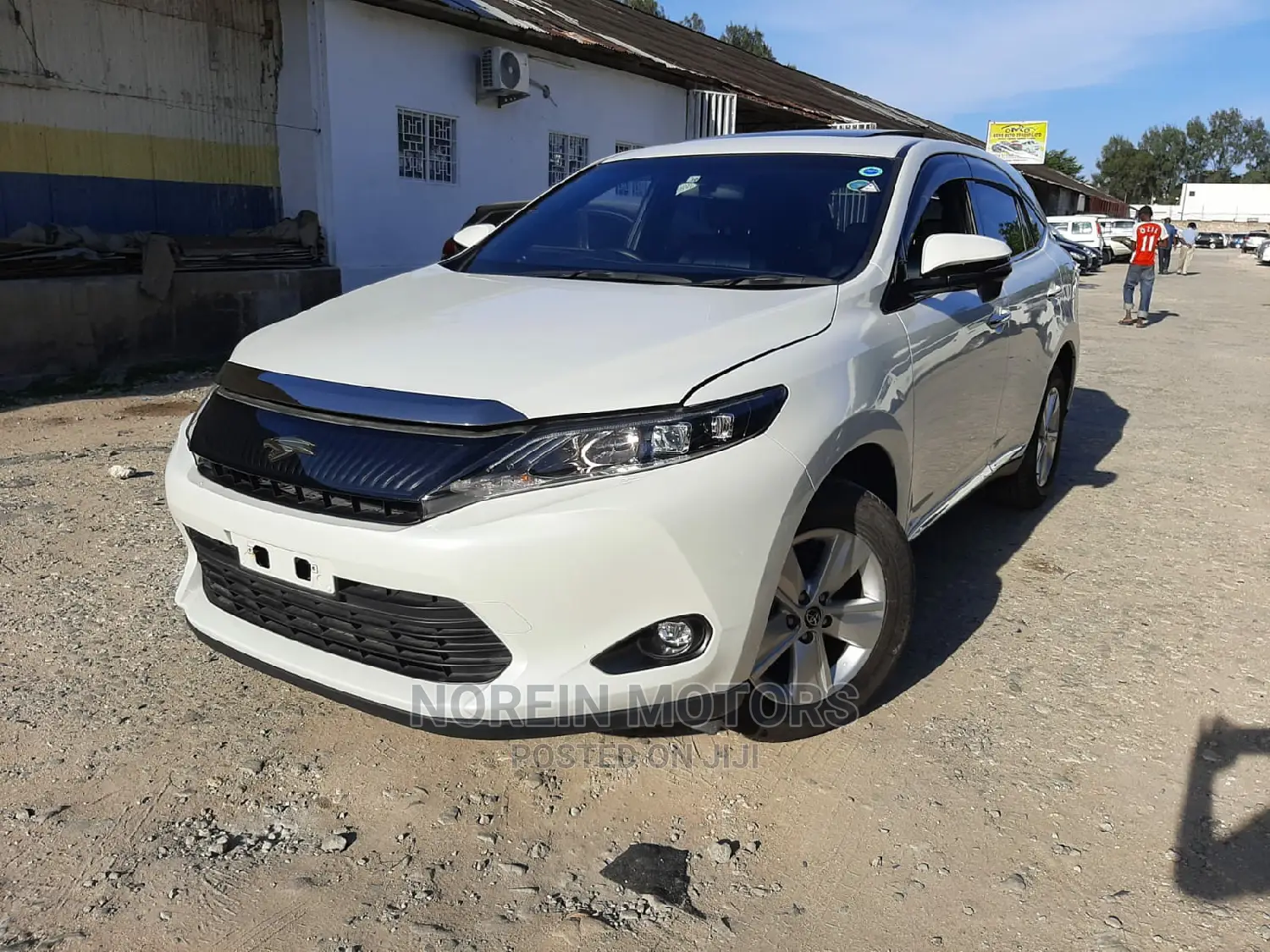 Toyota Harrier 2015 Ivory