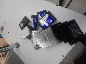Solid State Drive ( Ssd)