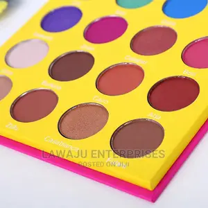 Masquerade Eye Shadow Palette by Juvia