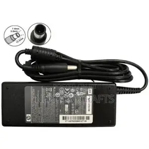 HP Big Pin Charger 18.5V-3.5A - AC Adapter - Black
