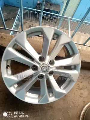 Nissan Extrail Original Rim 17 Inch