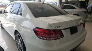 Mercedes-Benz E250 2015 White