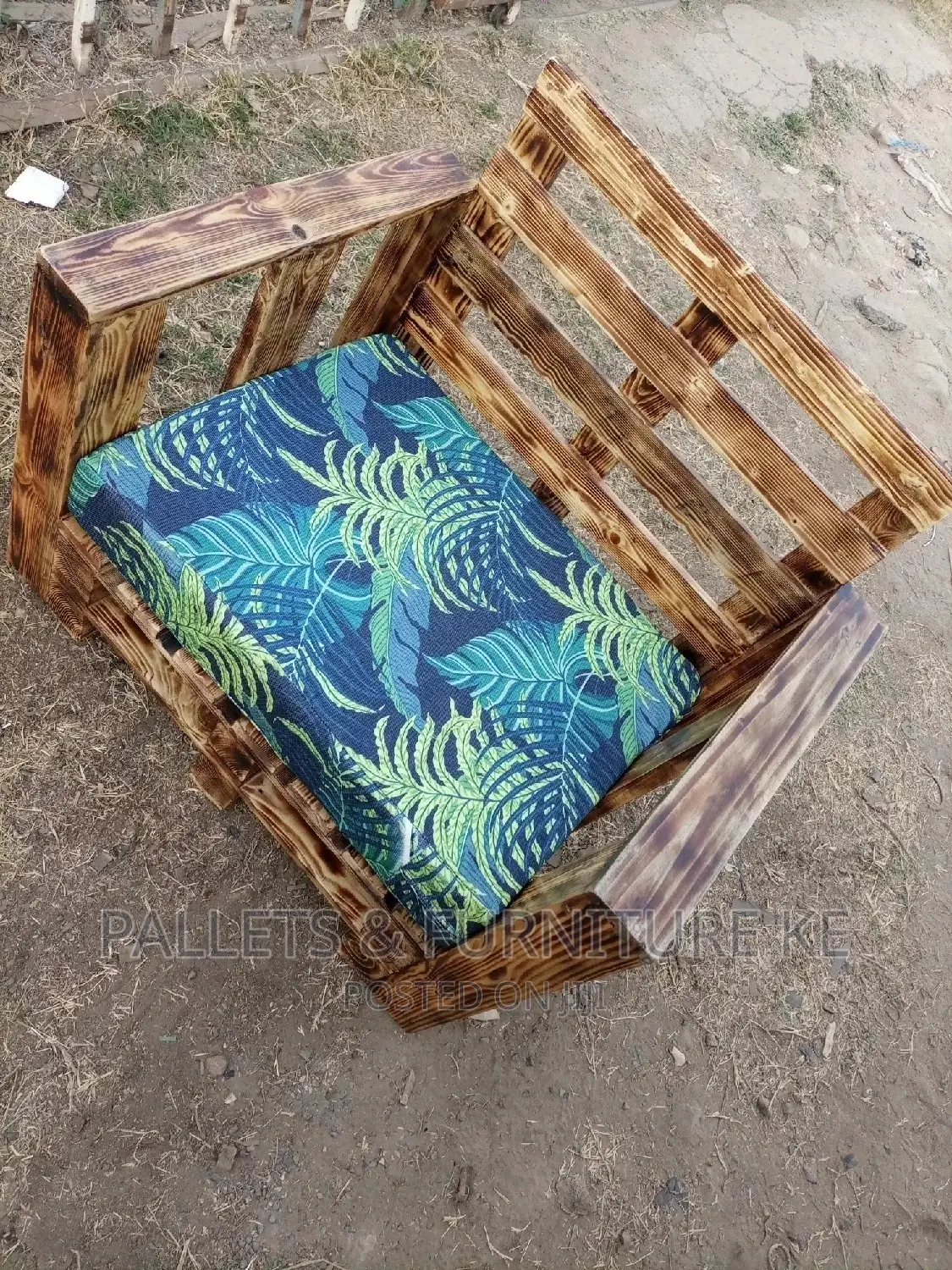 Pallets Sofa