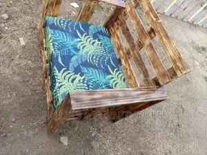Pallets Sofa