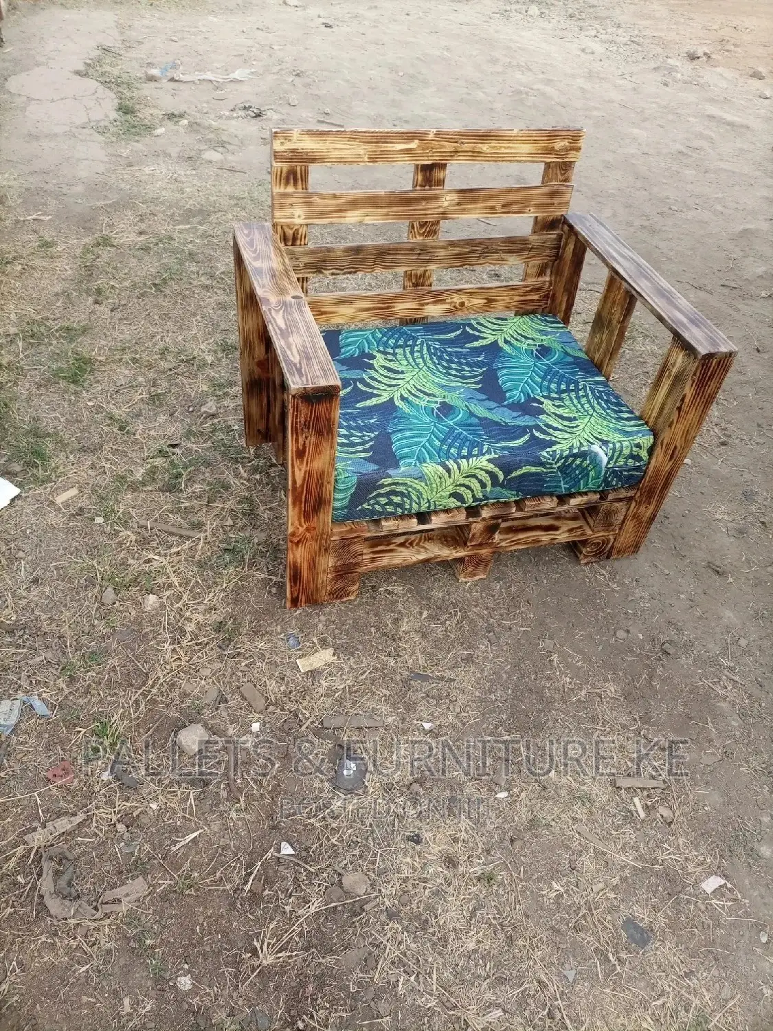 Pallets Sofa