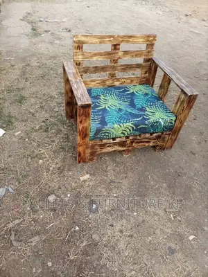 Pallets Sofa
