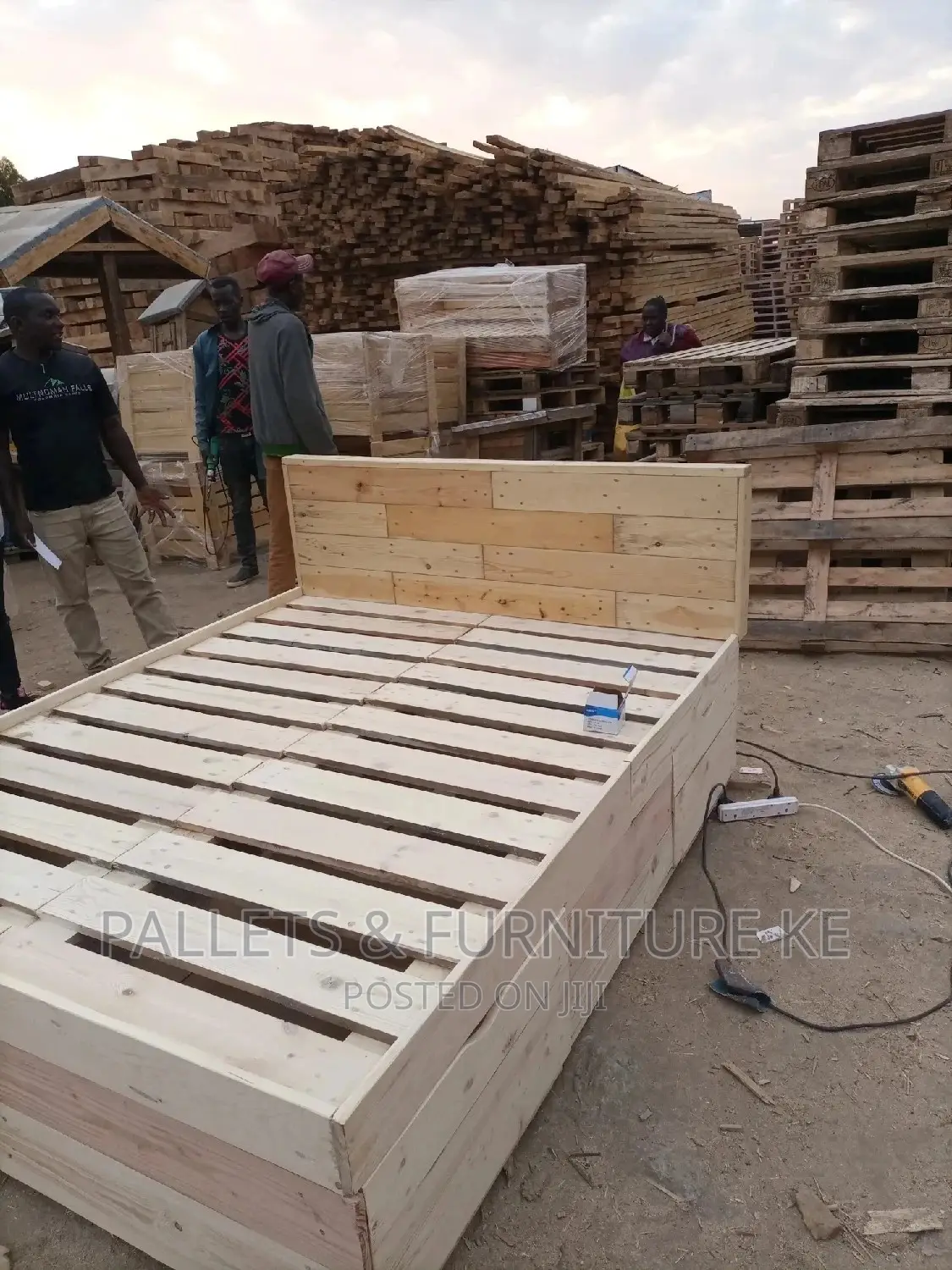 5 By 6 Drawer Bed