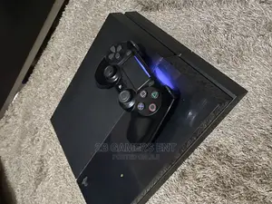 Play Station (PS4) Standard Clean