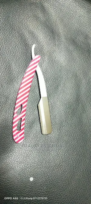 Razor Holder White Red Colour