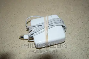 Apple A1036 45W AC Adapter Portable Power Adapter- Genuine