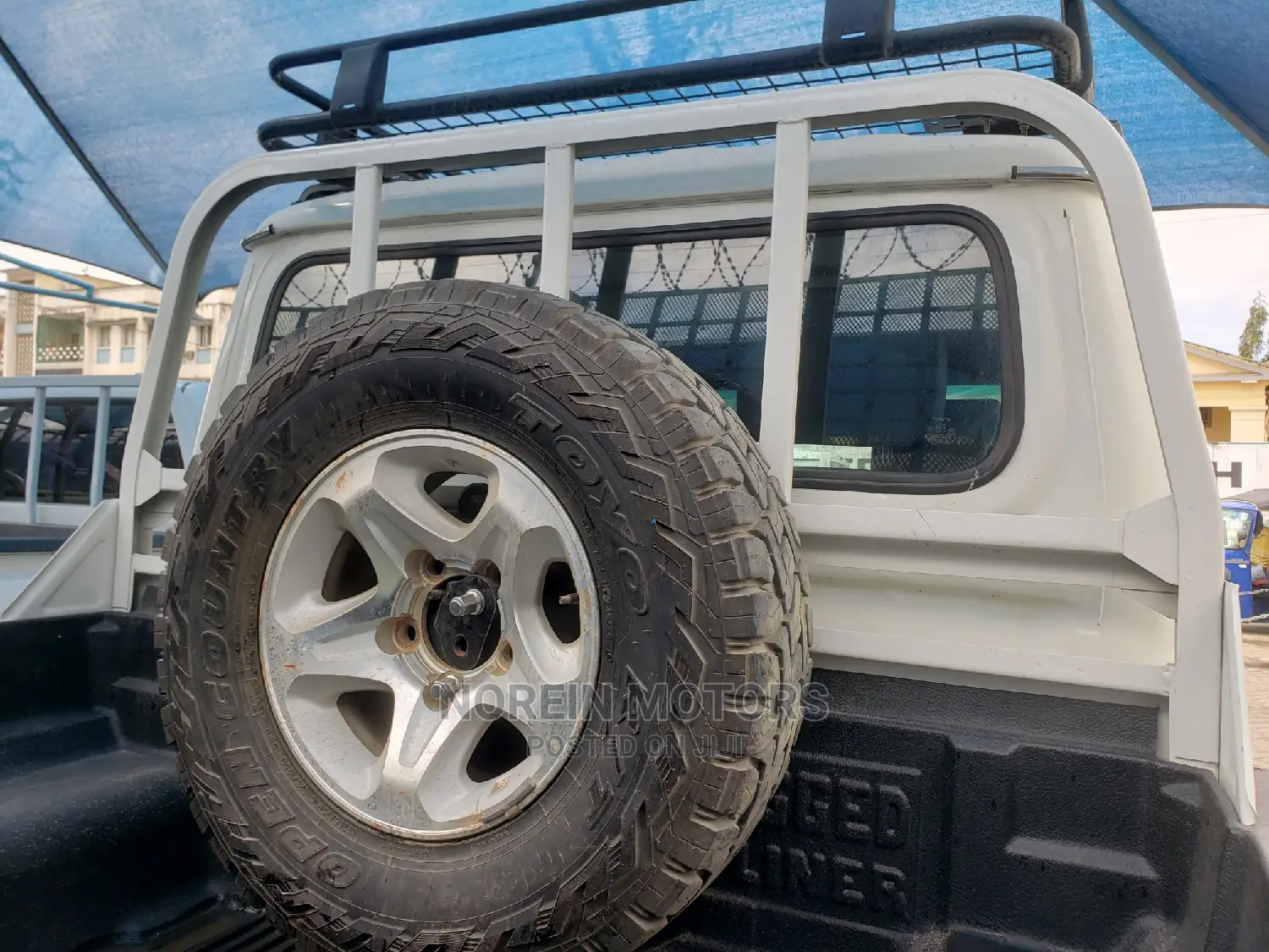 Toyota Land Cruiser Prado 2015 White