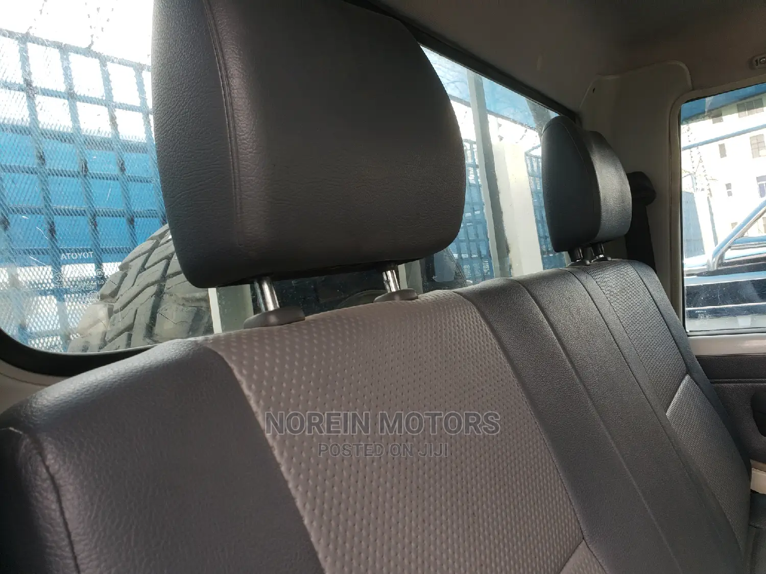 Toyota Land Cruiser Prado 2015 White