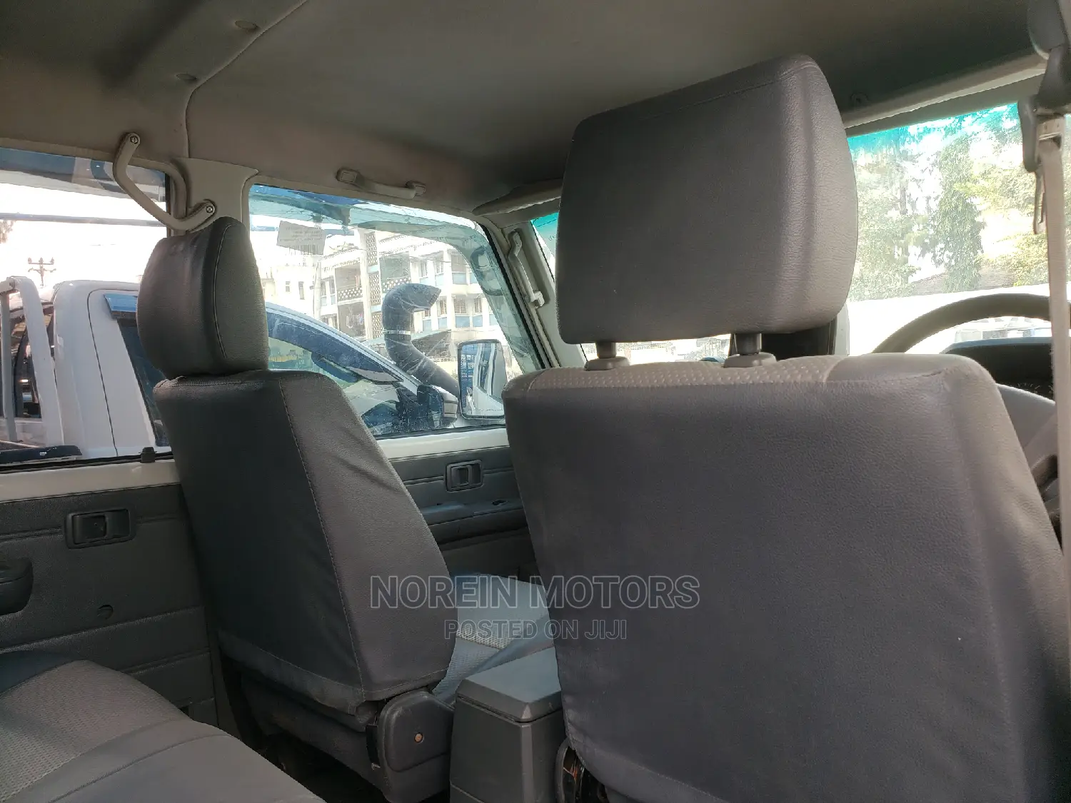 Toyota Land Cruiser Prado 2015 White