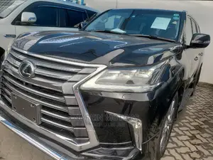 Lexus LX 2019 Black