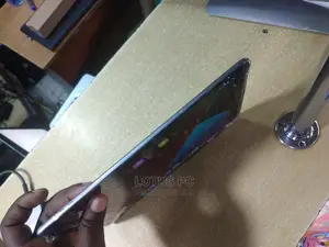 Apple iPad Wi-Fi 64 GB Gray