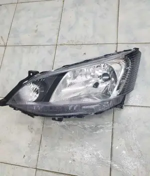 Headlamp NV200