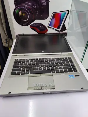Laptop HP EliteBook 8470W 4GB Intel Core I7 HDD 500GB